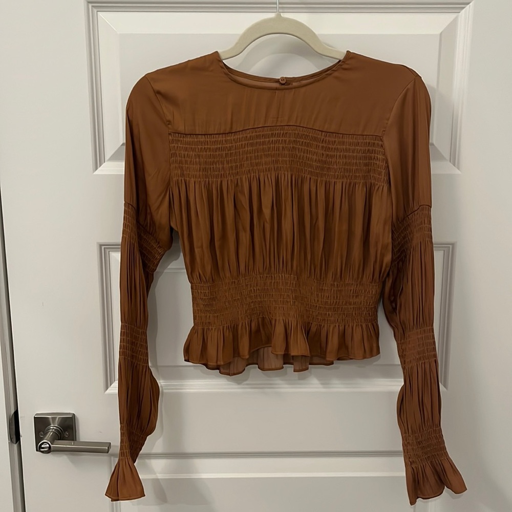 DO+BE Ruffle long sleeve top